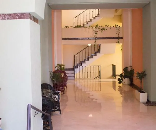 Residencial Flores דירה